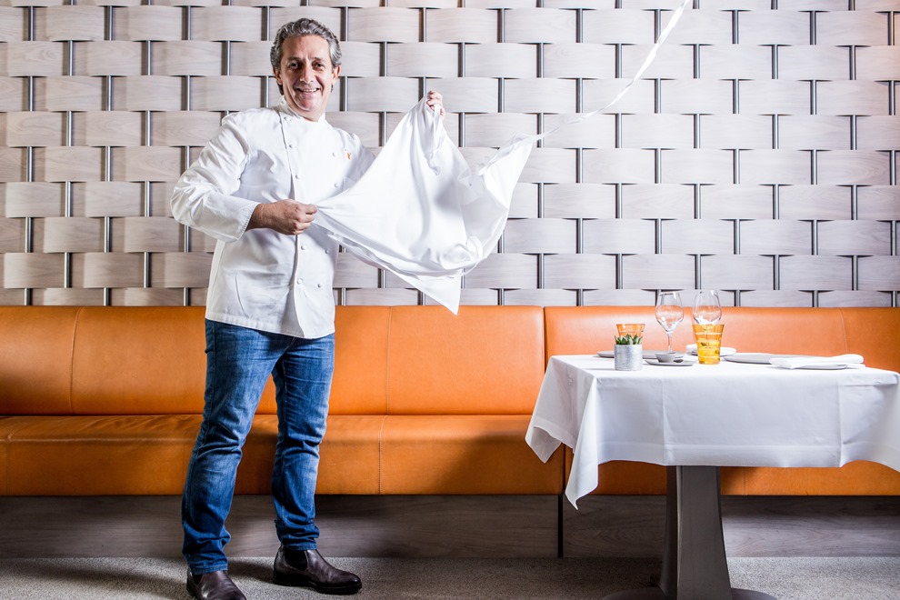Ce mardi 08 décembre, jean-Louis Nomicos fêtait les 5 ans de son restaurant, Les Tablettes de Jean-Louis Nomicos_© J.Faure