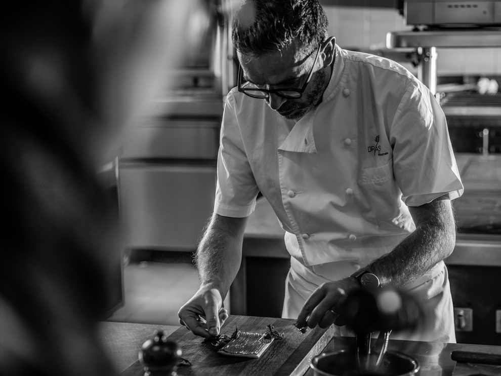 Sébastien Bras, chef du restaurant triplement étoilé Le Suquet à Laguiole sacré 