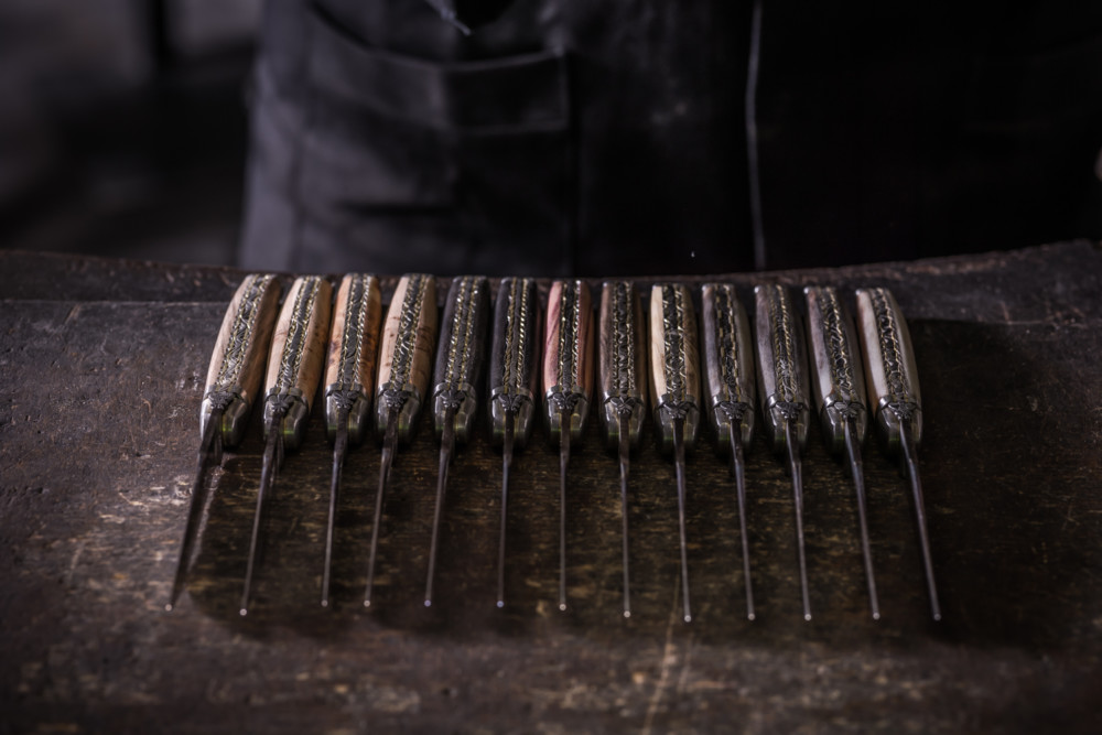 En 2015, ce ne sont pas moins de 120 000 couteaux qui ont été fabriqués par la Forge de Laguiole.