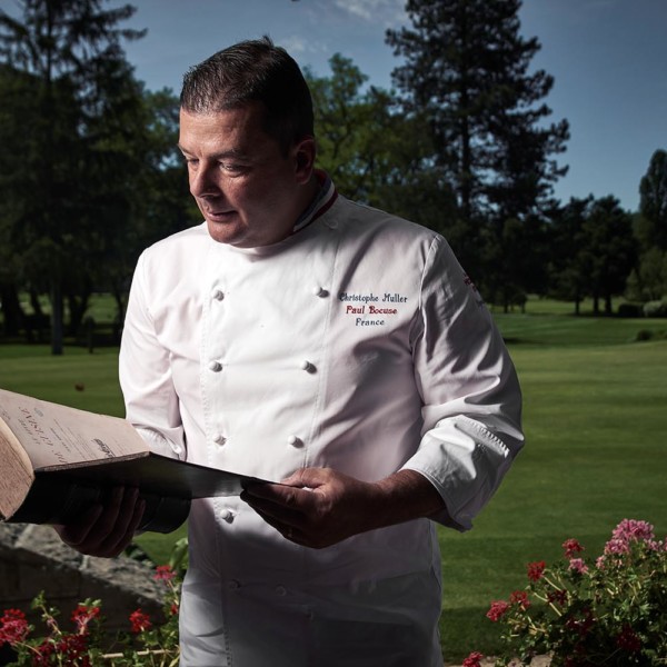 Christophe Muller, chef de cuisine de l'auberge du Pont de Collonges, Paul Bocuse a Collonges au Mont d'or dans le rhône