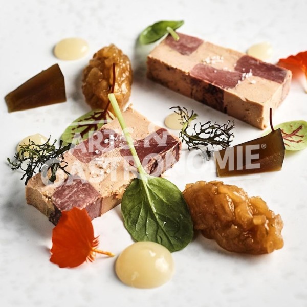 Mosaïque de foie gras & colvert, chutney de poire du chef Aurélien Mérot du restaurant Auberge du Cep à Fleurie