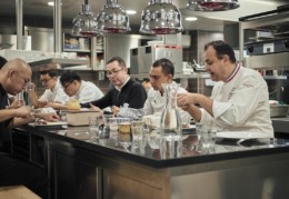 Christophe Roure, chef 2 étoile michelin du restaurant le Neuvième Art dans le 6ème arrondissement de lyon et meilleur ouvrier de france