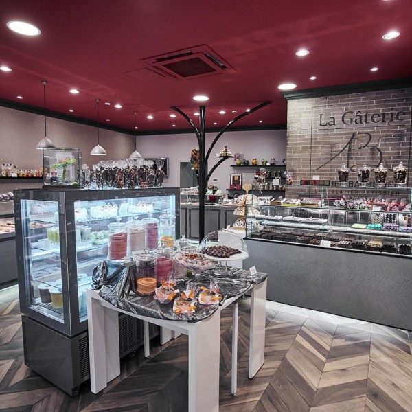Pâtisserie La Gâterie à Vienne en Isère avec le chef pâtissier Adrien Bachelier