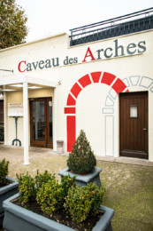 Façade Caveau des Arches