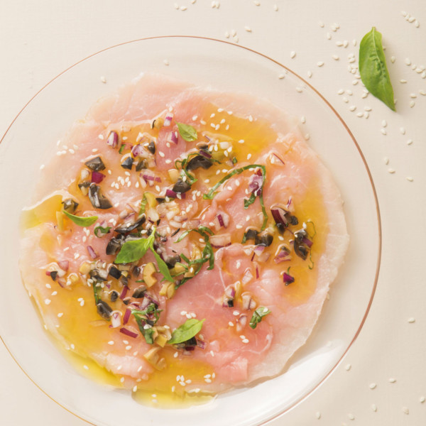 Carpaccio de veau, marinade aux olives