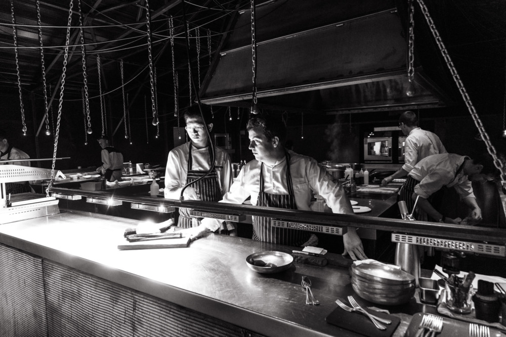 Alexandre Gauthier dans les cuisine de La Grenouillère