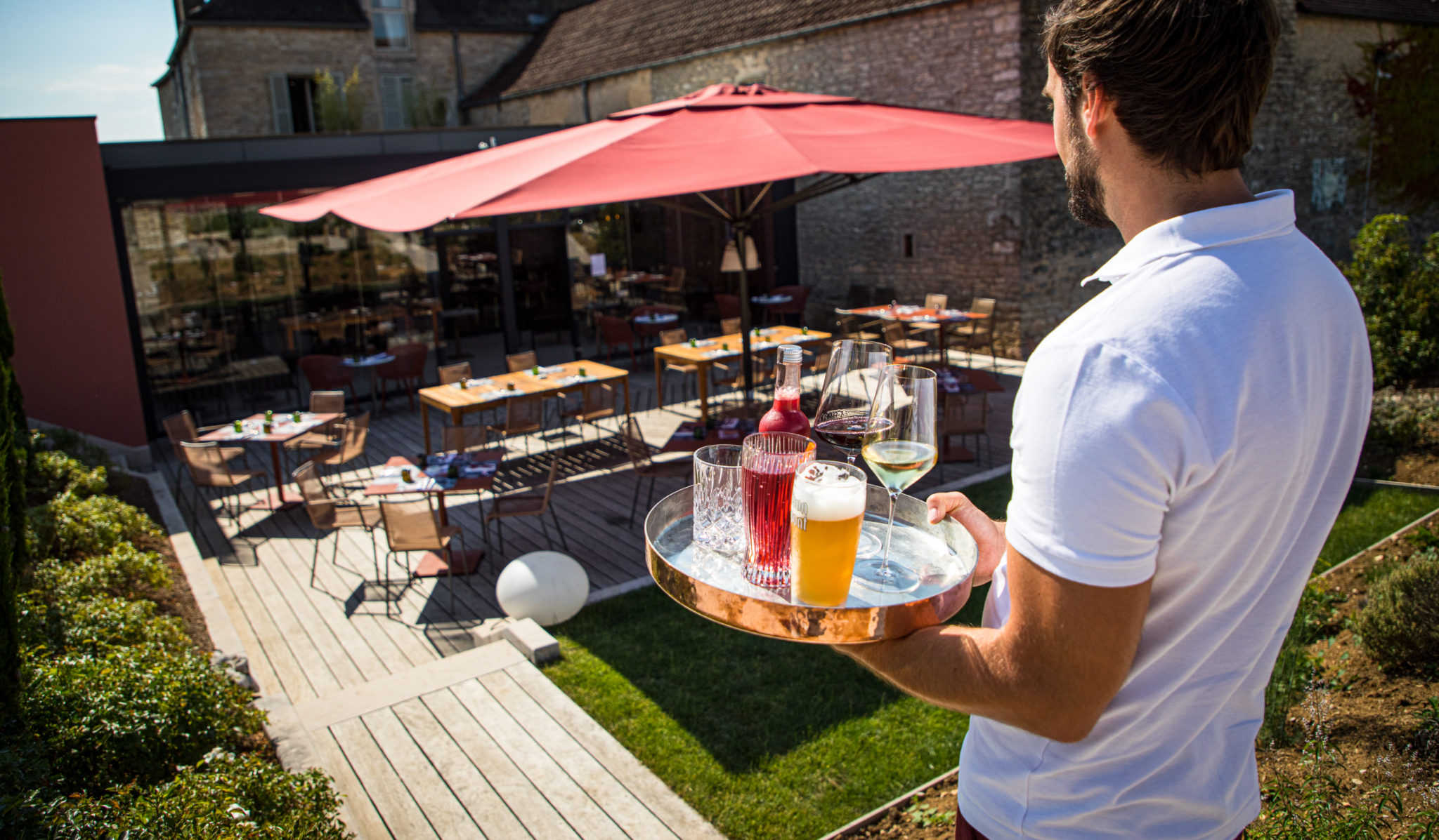 Castel de très Girard Trinquer en terrasse