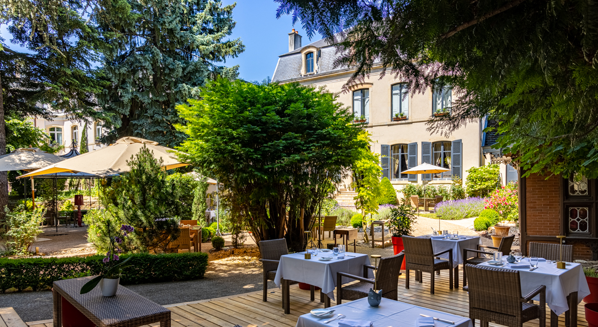 Hostellerie Cèdre & Spa : un lieu de vie raffiné et de caractère au coeur de Beaune