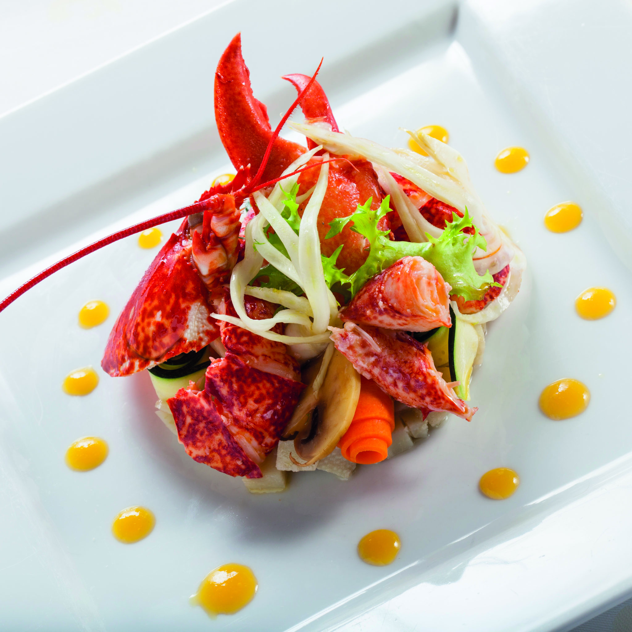 Homards Bretons acidulé à la passion - Arts & Gastronomie