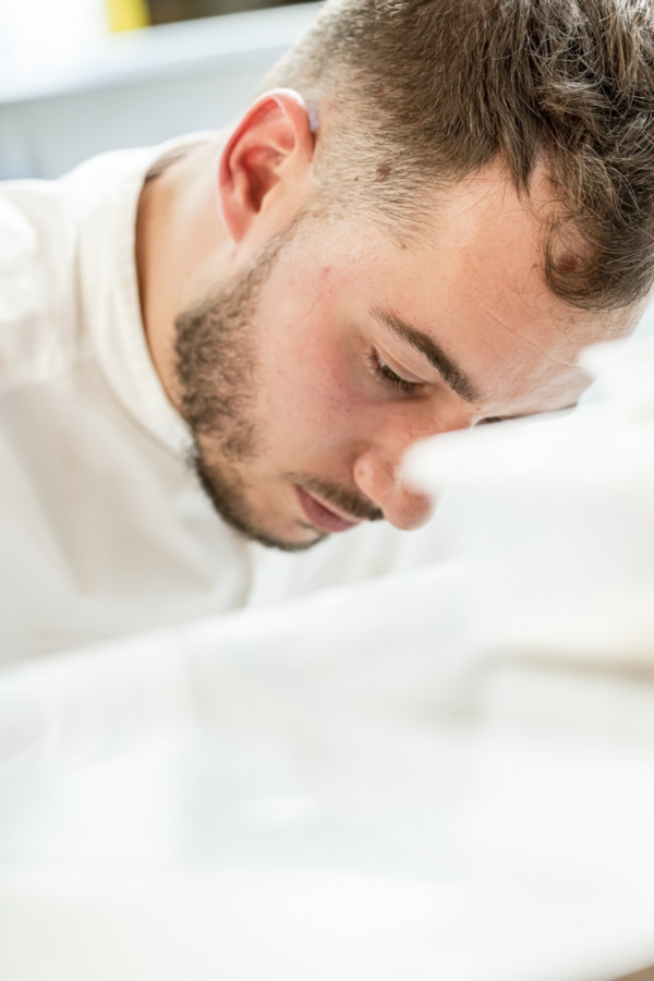 Jordan Billan, chef de l'Hostellerie le Cèdre