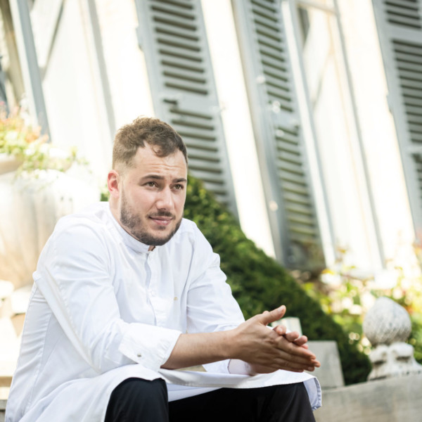 Jordan Billan, chef de l'Hostellerie Le Cèdre à Beaune