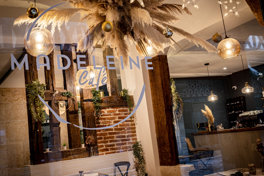 Madeleine Café