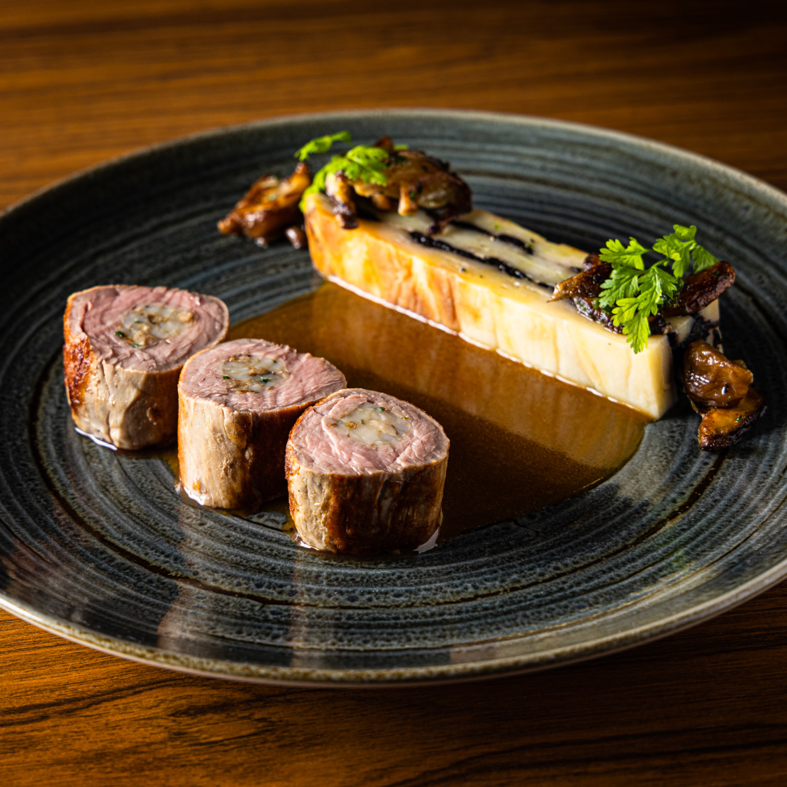 Recette : Filet mignon de veau en croûte de bacon et noisettes - Arts