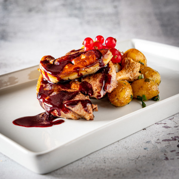 Tournedos de canard Rossini aux cassis