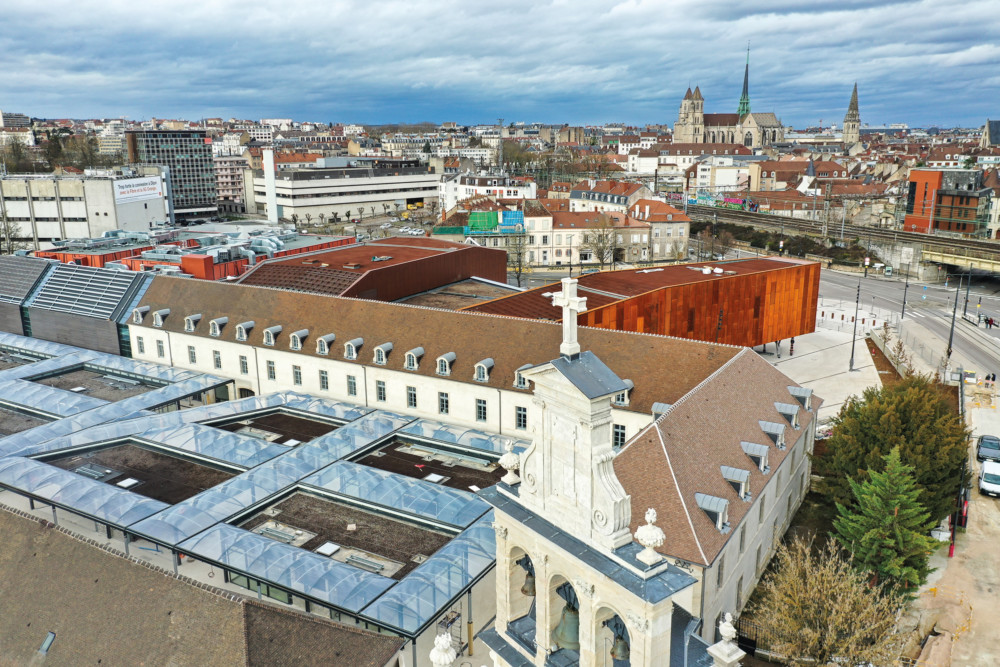 La cité en ébullition