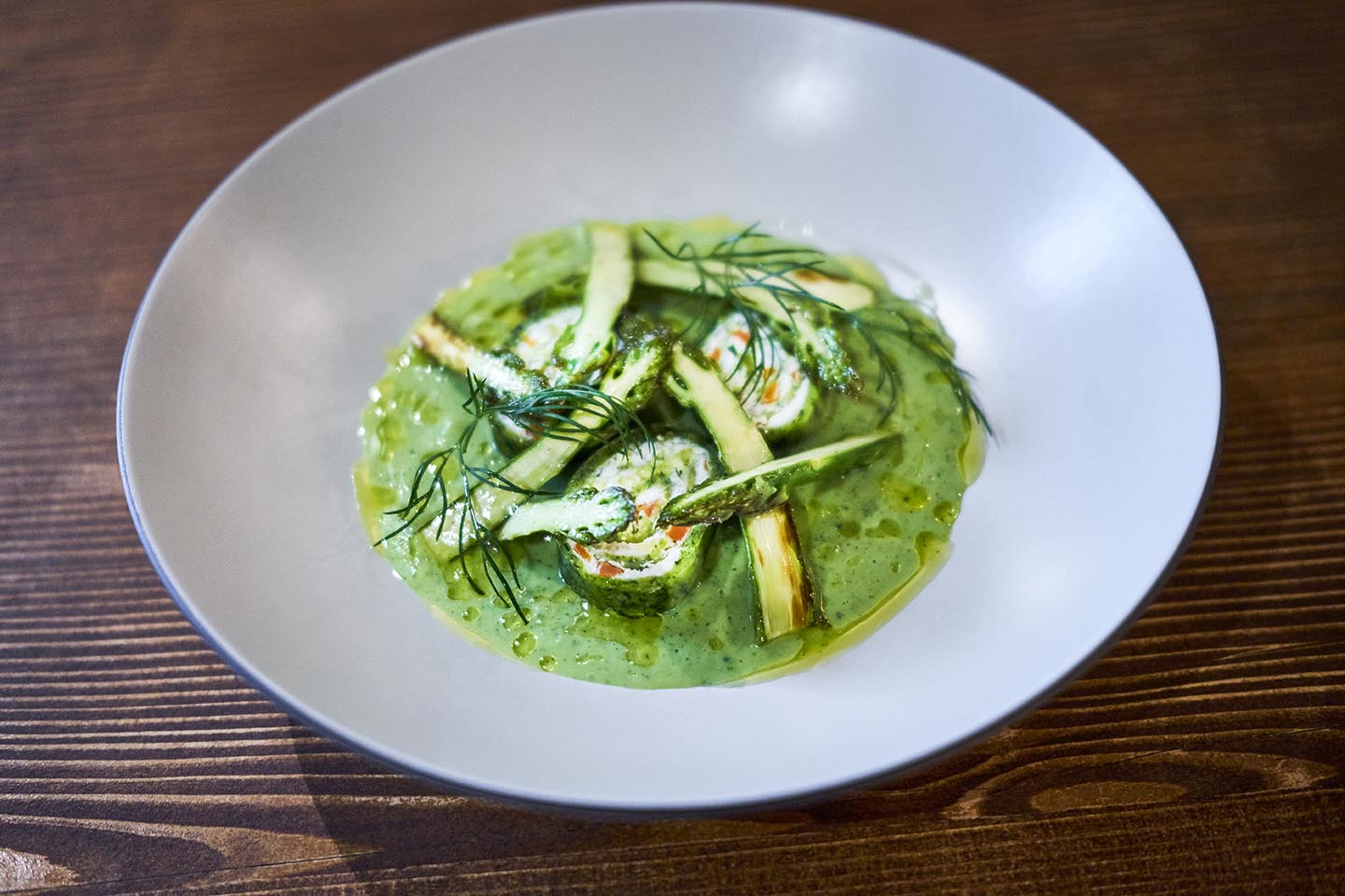 Schnaka de chèvre, asperges et coulis de courgette
Crédits : arts-et-gastronomie.com