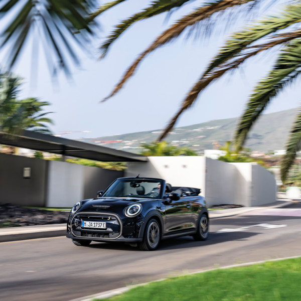 MINI Cooper SE Cabrio