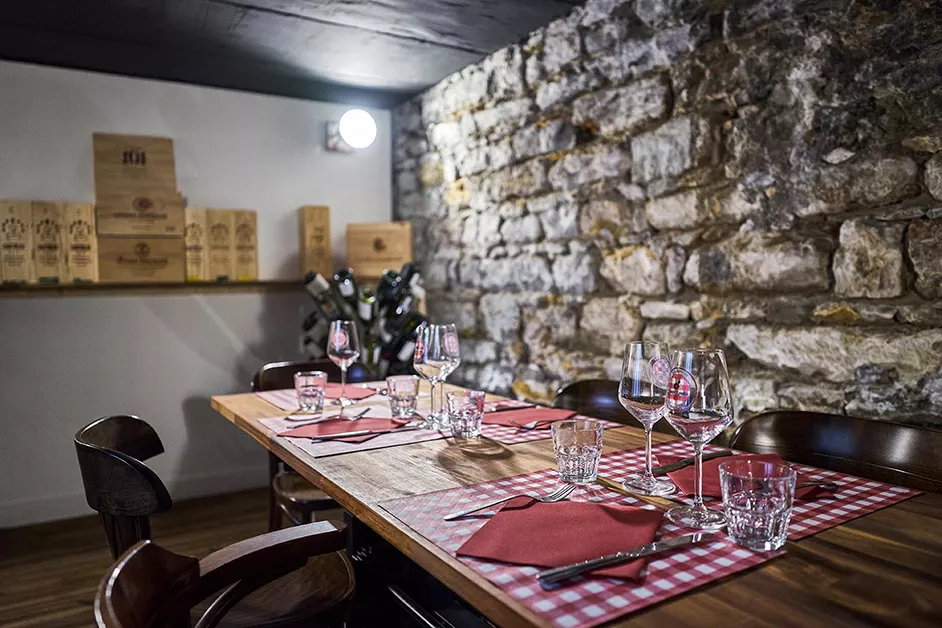 Restaurant bouchon lyonnais L'antr'Opotes du Chef Julien Le Guillou