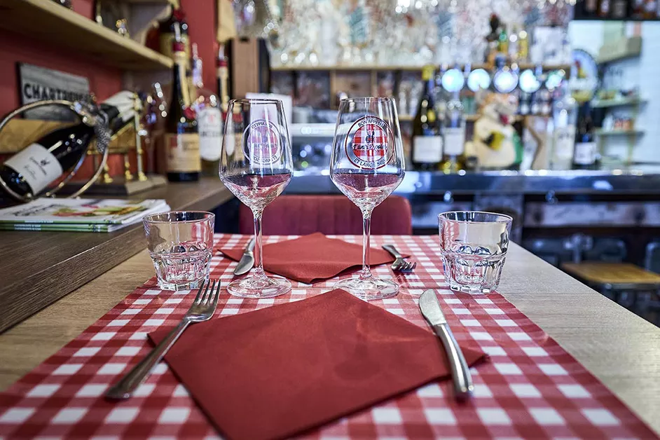 Restaurant bouchon lyonnais L'antr'Opotes du Chef Julien Le Guillou