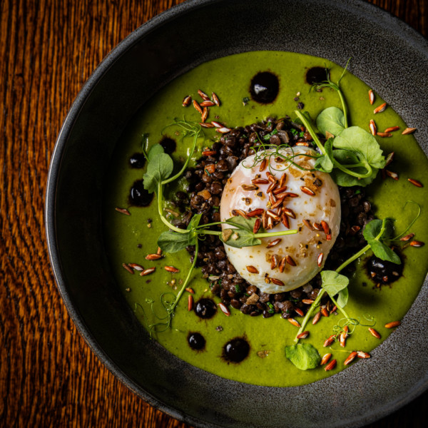 OEuf Parfait de la Ferme du Pontot Lentilles Beluga, crème de cresson