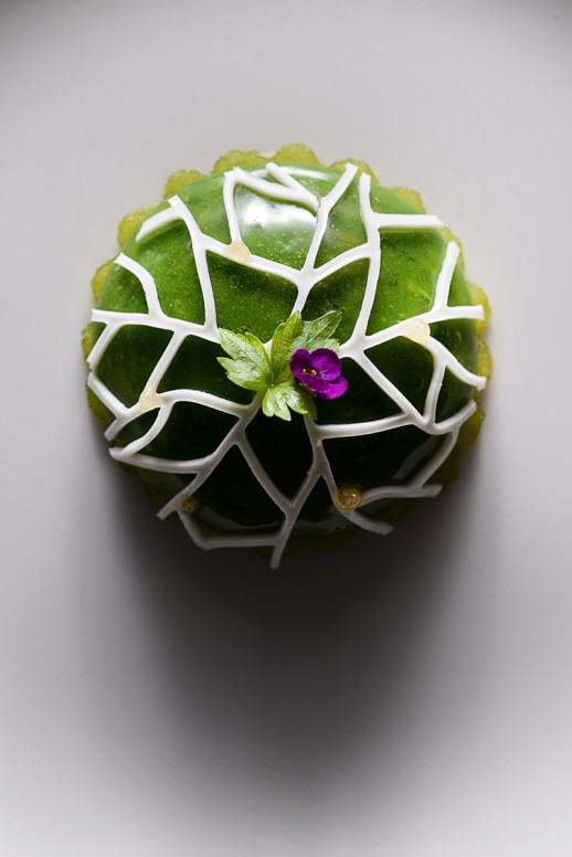 Céleri branche en dentelle, pomme verte et Chartreuse