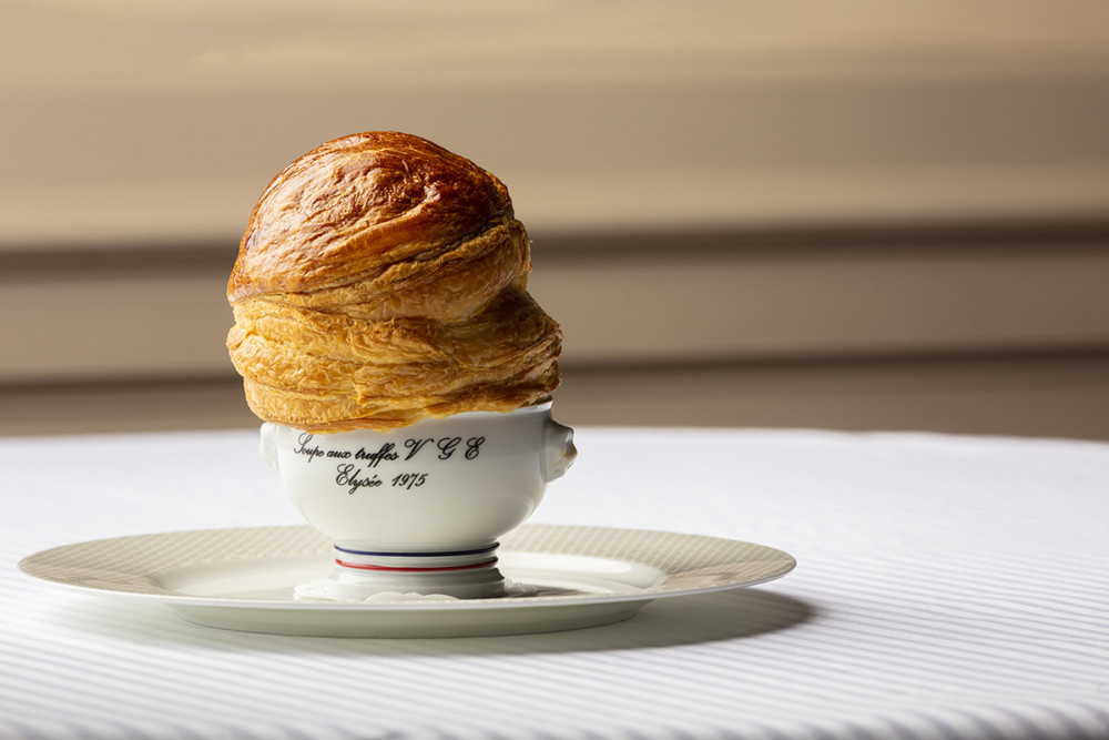 Soupe aux truffes noires Elysée
