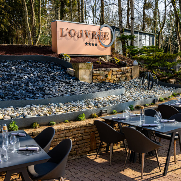 Ouvrée, terrasses