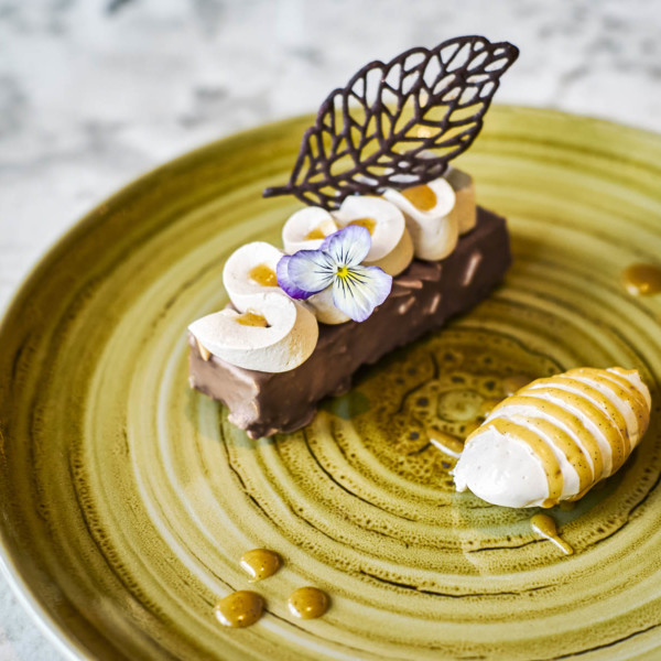 Entremet Snickers, ganache caramel, caramel à la fleur de sel