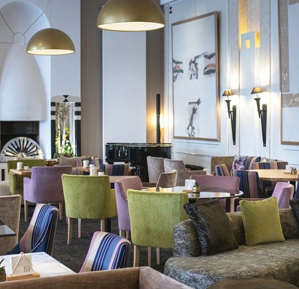 Salon - Imperial Palace