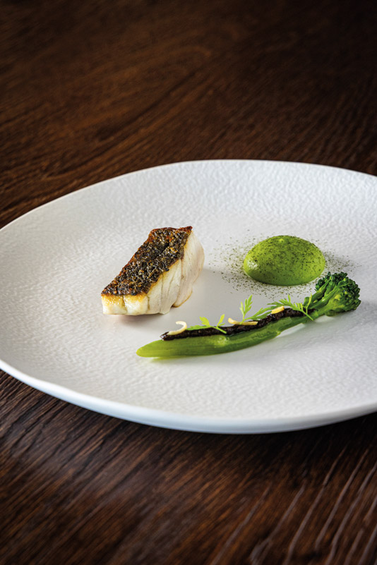 Maigre de Corse, brocolis, citron confit et yuzu