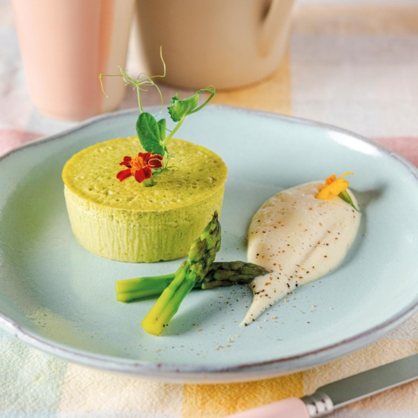 Royale d’asperge & mayonnaise comme une chiboust