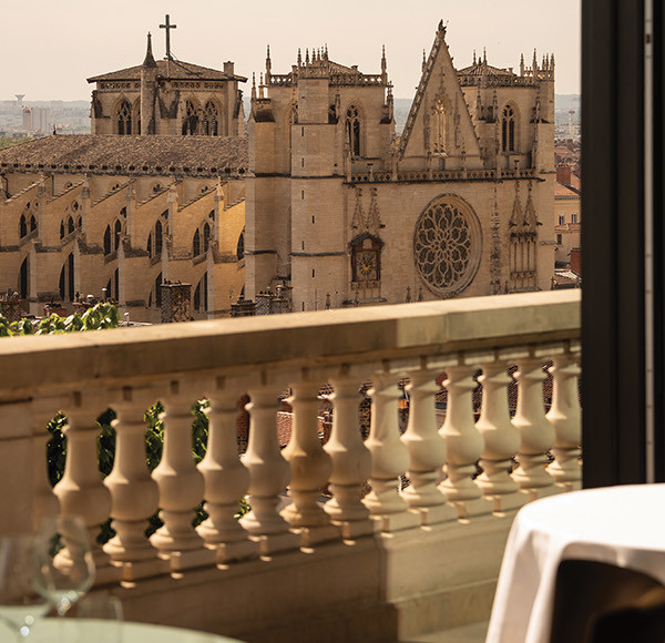 Restaurant avec vue