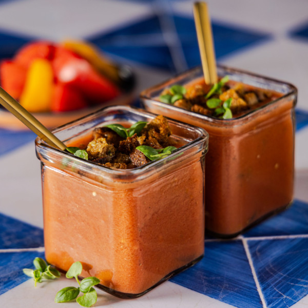 Gaspacho aux tomates & croûtons persillés