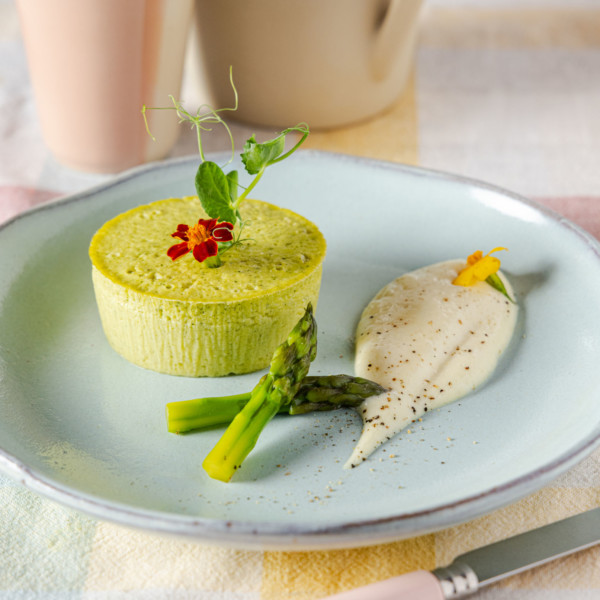 Royale d’asperge et mayonnaise comme une chiboust