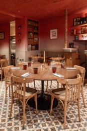 Salle les Petits Pariseines